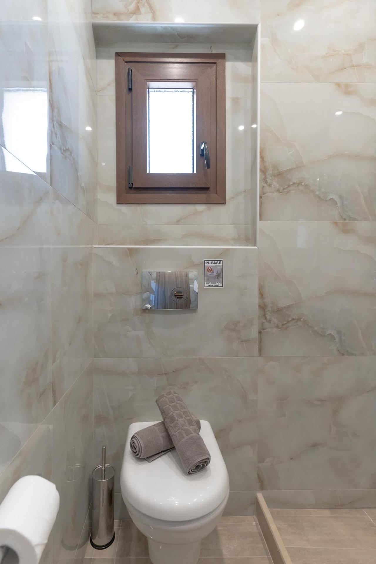 Sunshine Rooms And Suites Неа-Врасна Экстерьер фото
