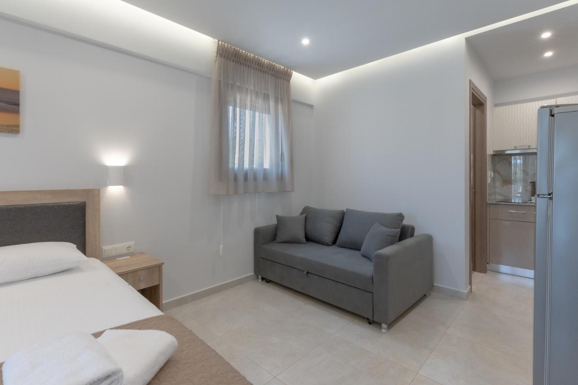 Sunshine Rooms And Suites Неа-Врасна Экстерьер фото