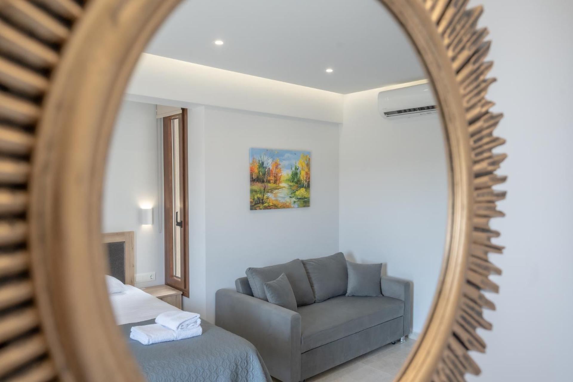Sunshine Rooms And Suites Неа-Врасна Экстерьер фото